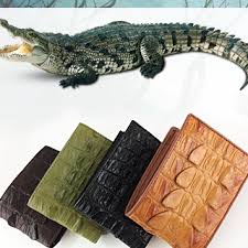 Thắt lưng da cá sấu hoa cà