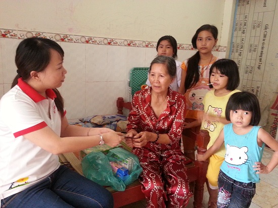 Bốn chị em mồ côi cha mẹ ở Đồng Nai