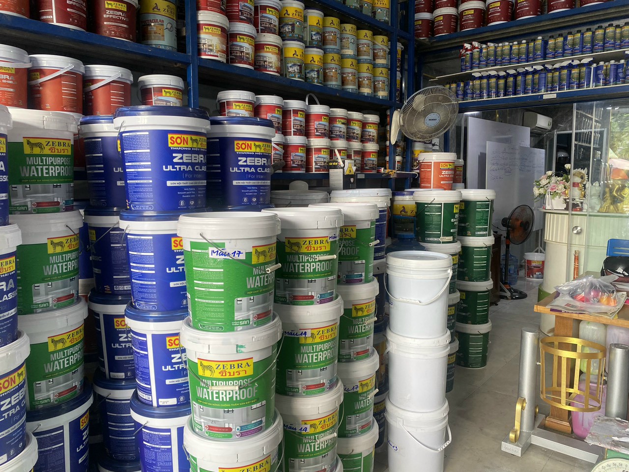 Tìm kiếm nhà cung cấp sơn Dulux, Jotun, Kova chất lượng tại Tân Bình
