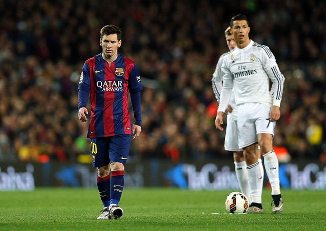 Bóng đá thế giới dậy sóng vì Ronaldo - Messi