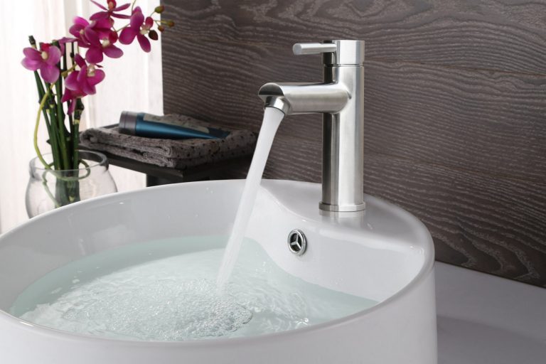 Vòi lavabo lạnh Veurro VR-03