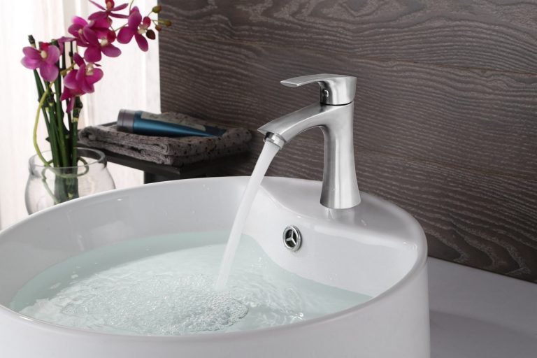 Vòi lavabo lạnh Veurro VR-06