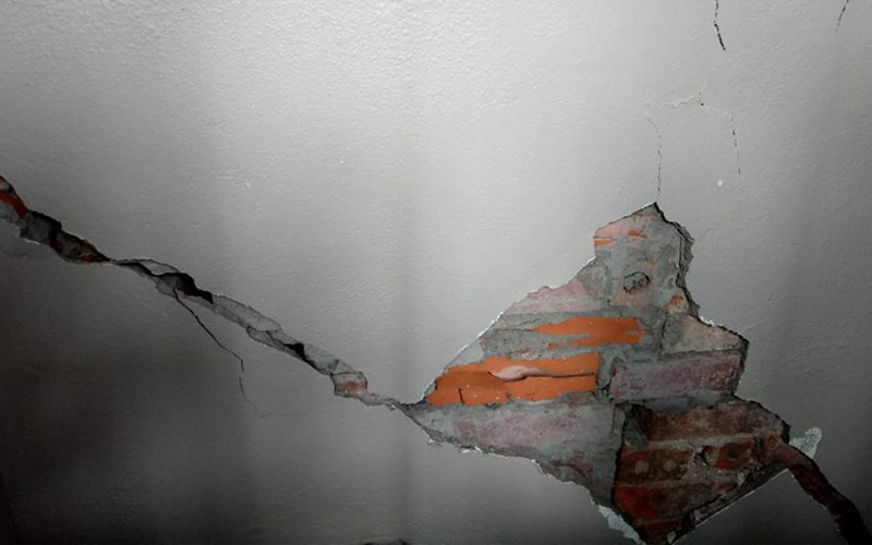 Hướng dẫn cách xử lý khi tường nhà bị nứt hiệu quả