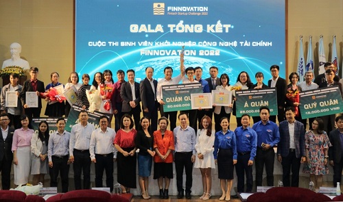 Finnovation 2022 trao giải vô địch cho giải pháp giáo dục tài chính dựa trên mô hình game hóa