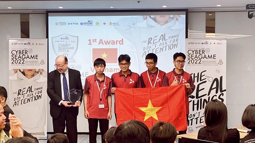Việt Nam giành ngôi vô địch cuộc thi Cyber SEA Game 2022