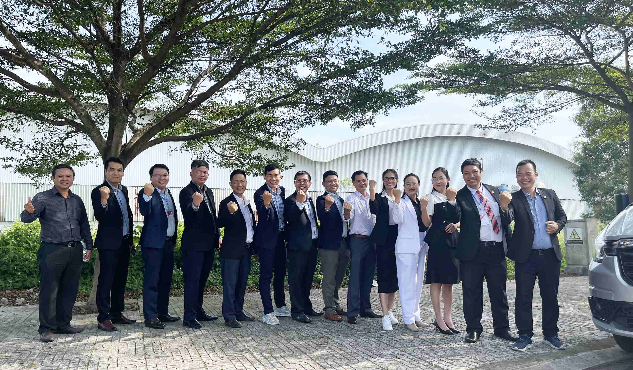 VS-13- Đoàn Doanh Nghiệp Team KCN - HCM thăm Khu Công Nghiệp Thái Hòa, Long An (Lần 1) - Bản tin VS13