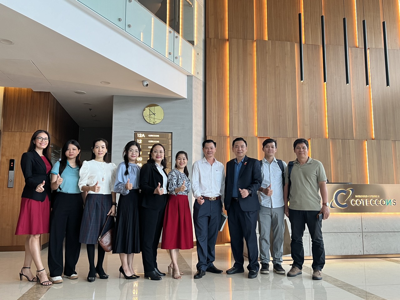 TEAM KHU CÔNG NGHIỆP MIỀN NAM THĂM TỔNG THẦU COTECCONS