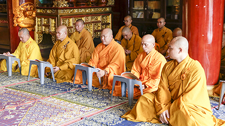 Kon Tum: Chư Tôn đức Tăng Bố-tát kỳ đầu tiên mùa An Cư Kiết hạ PL. 2568