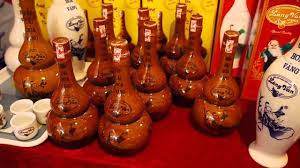 Rượu làng Vân đặc sản của Bắc Giang