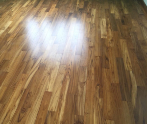 Sàn gỗ Teak Lào 9x1.5x47 cm