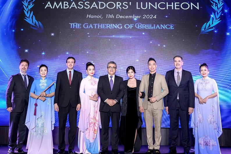 Ambassadors’ Luncheon: Lan tỏa tình hữu nghị giữa các nước qua tà áo dài Việt