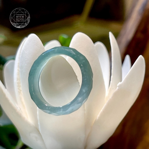Nhẫn Ngọc Phỉ Thúy Băng Dầu Jadeite - mài cạnh