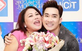 Siu Black đến chúc mừng Quang Hà ra mắt MV mới