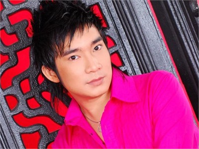 Quang Hà: ca sĩ  "đa năng"