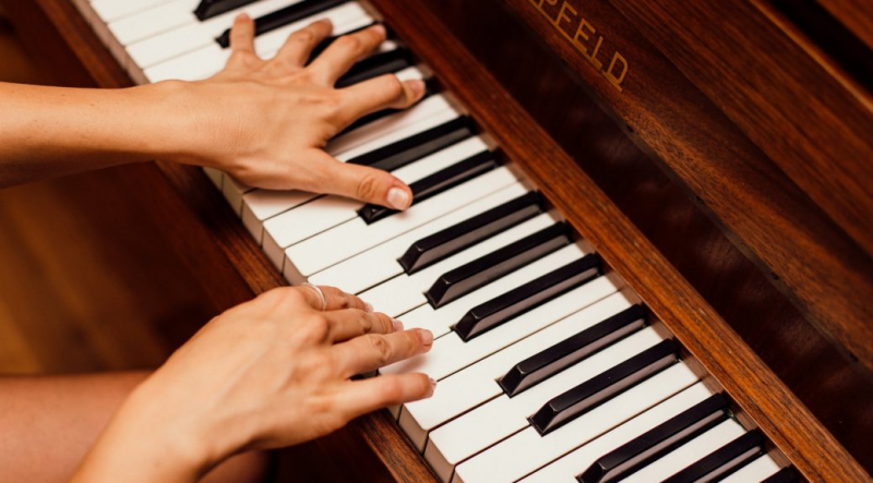 Luyện tập ngón tay của bạn khi chơi Piano