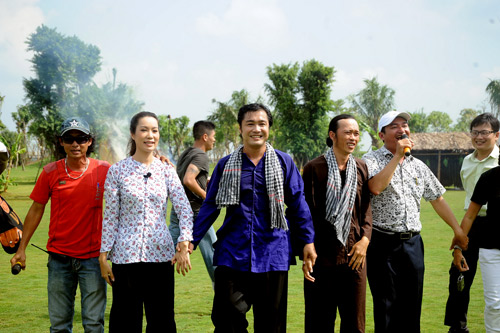 Hoài Linh bênh Lý Hùng, đánh nhau với giang hồ