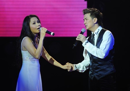 Cẩm Ly tất bật chuẩn bị live show