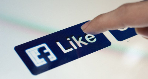 Khoa học chứng minh: Càng ấn "like" nhiều trên Facebook, cuộc sống của bạn sẽ ngày càng tệ hại